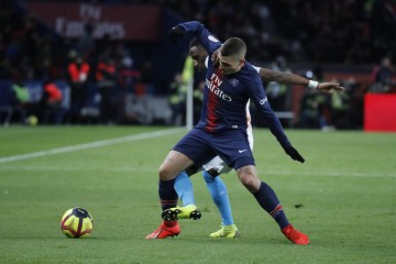  巴黎圣日耳曼报价英超铁闸被截胡  